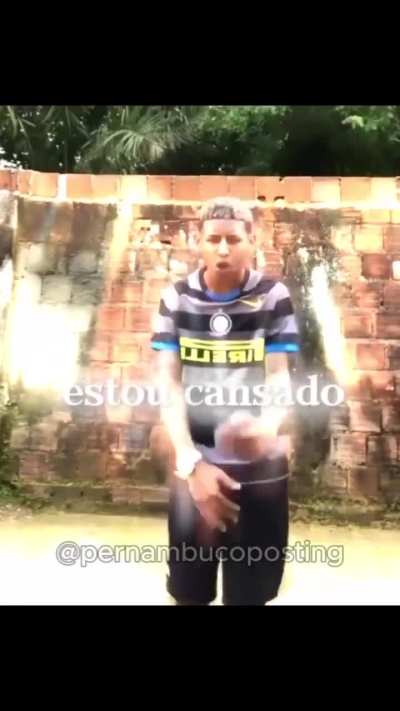 Qual &eacute; o nome dessa voz de IA que faz o demiurgo?
