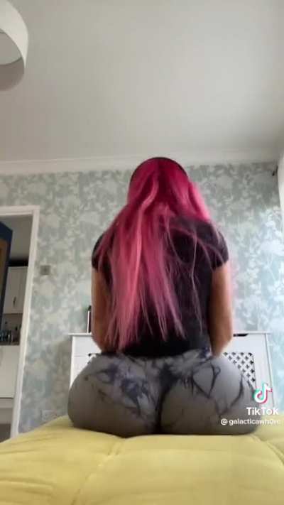 You know that ass heavy