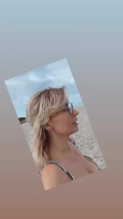 Anna Dec