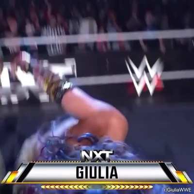 NXT Women&rsquo;s championship: Roxanne Perez (c) vs. Giulia