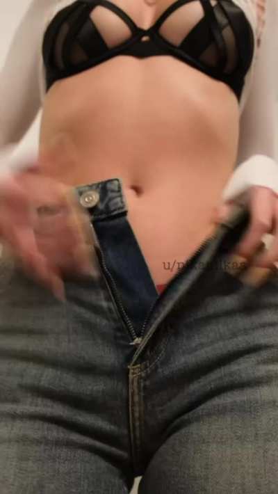 She&rsquo;s professing her love for cock &amp;lt;3