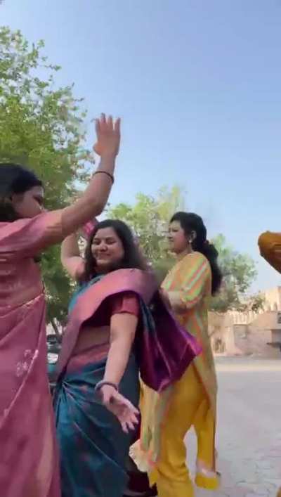 ispe kuch ban sakta hai?