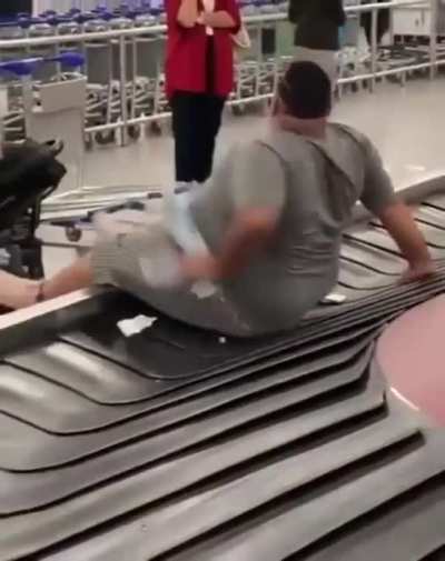 Oh sorry, that&rsquo;s not my luggage