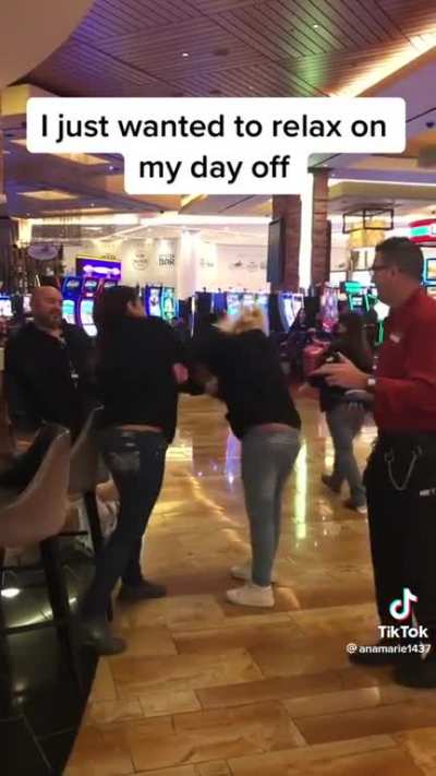 Drunk woman picks a fight at a casino in a classic Fuck Around and Find out teaching moment