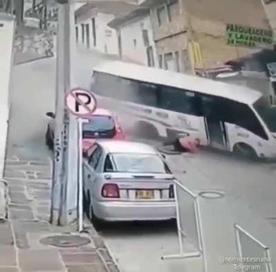 The sign clearly indicates &ldquo;no parking&rdquo;