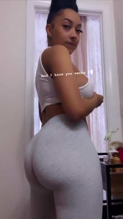 🍑🍑🤤