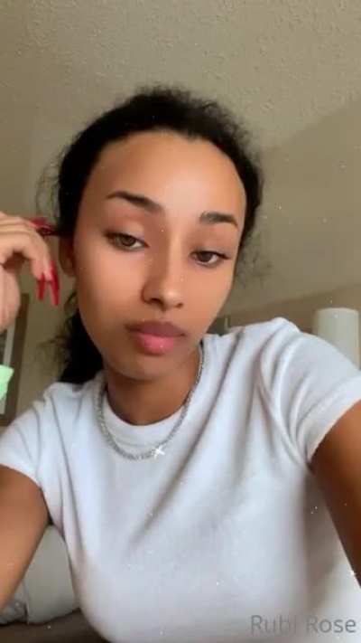 😜