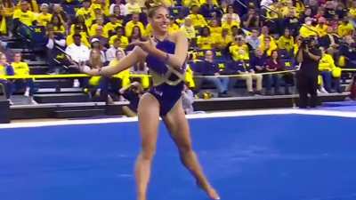 Nicoletta &ldquo;The Greek Goddess&rdquo; Koulos 🇬🇷 💙💛〽️
