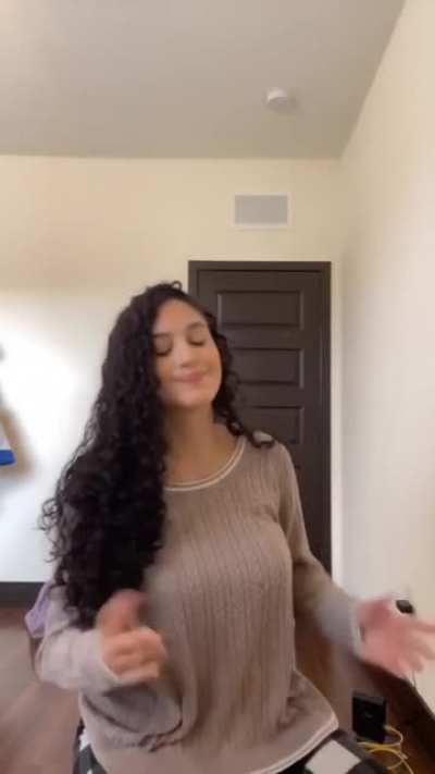 2Busty2Hide&sup2;: Too Busty for Two Tops at Once