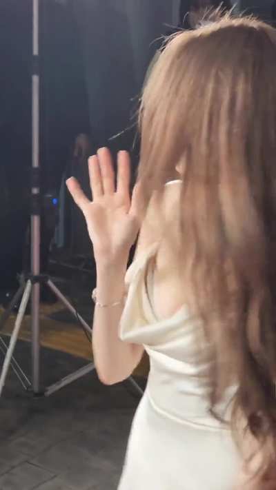 Lee Sung-kyung 