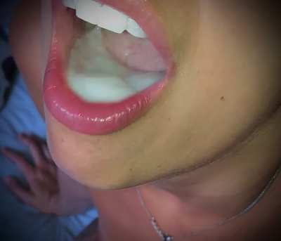 I love swallowing huge loads,it's so delicious!