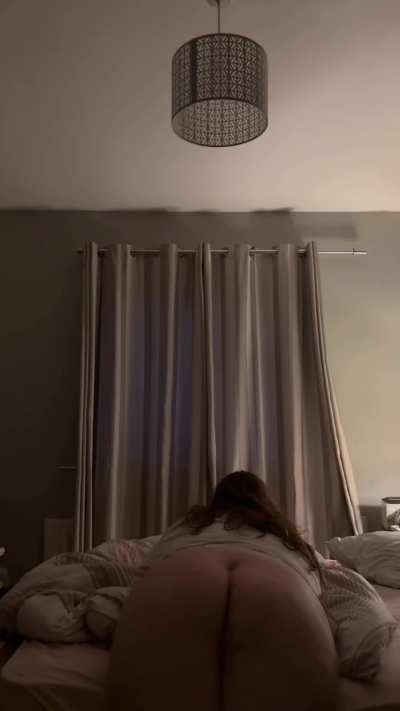 I&rsquo;m waiting for you to come spank me 