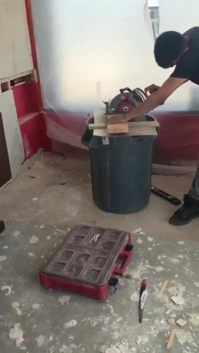 Los j&oacute;venes son el futuro del pa&iacute;s. Tambi&eacute;n los j&oacute;venes xddd
