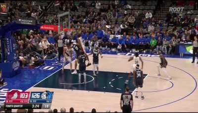 [Highlight] Greg Brown the 3rd bodies McGee with the dunk