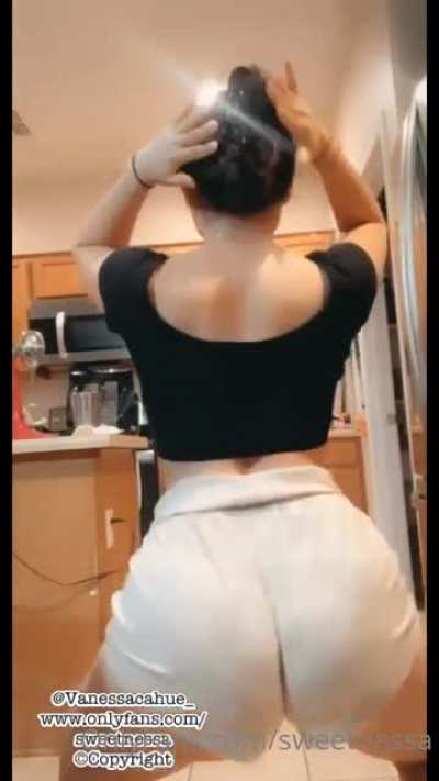 🤤