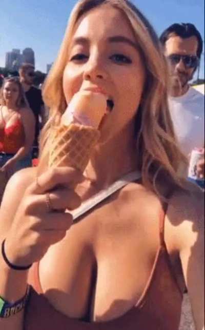 Sydney Sweeney