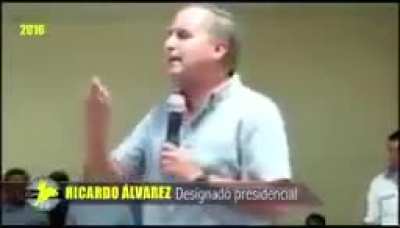 "eL qUe NaDa DeBe, NaDa TeMe"