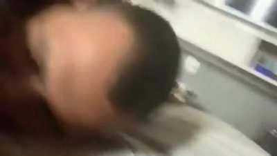 algu&eacute;m se disponibiliza em ajudar esse homem? 😔🙏🏻