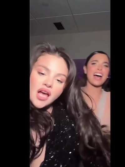 Selena Sparkles 