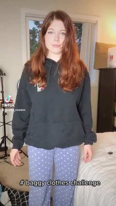 Baggy clothes vs what's underneath