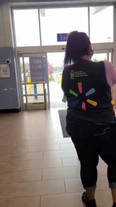 Anti-masker losing his god-forsaken mind at the Midtown Walmart