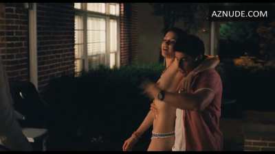 Ali Cobrin in American Reunion