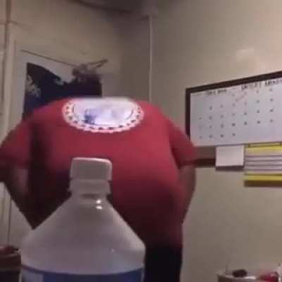 to kick the cap off
