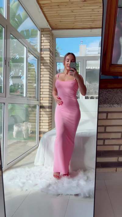 Tight pink dress, no panties, no bra&mdash;just me and my confidence