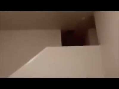 Fake escalator trick