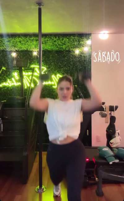 Para estar aun mas rica😍😮&zwj;💨🤤