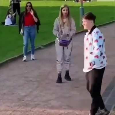 OH NO DON&rsquo;T DO... wtf?!?!