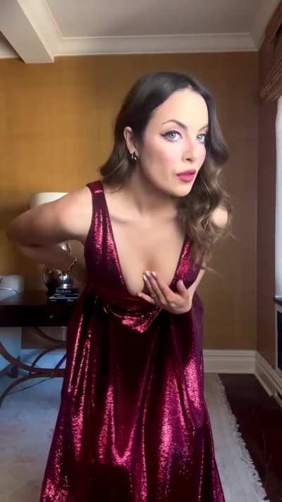 Liz in a Red Dress - Instagram 11/10/24