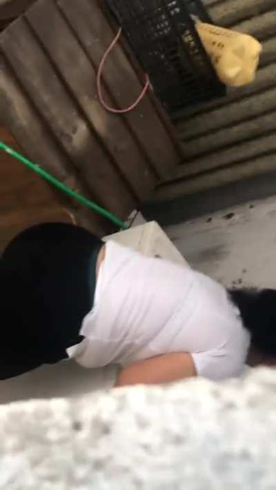 Vuelve mi vecina ense&ntilde;ando su culo enorme