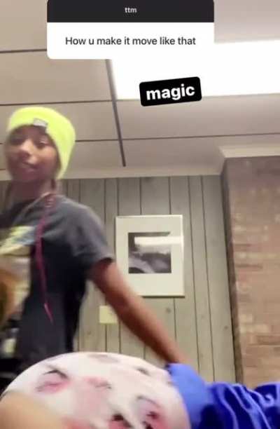 More twerking