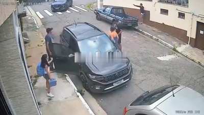 A importância de descer rápido do carro