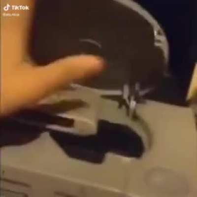 V&iacute;deo que ir&aacute; bugar sua mente