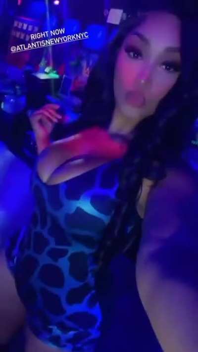 🤎🍑🤳🏽