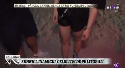 O sa incerc sa-mi imaginez ca omu asta face misto de noi