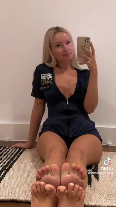 @honeyevansxoxo