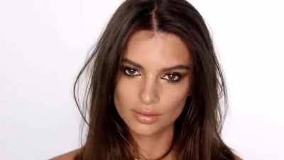 Emily Ratajkowski