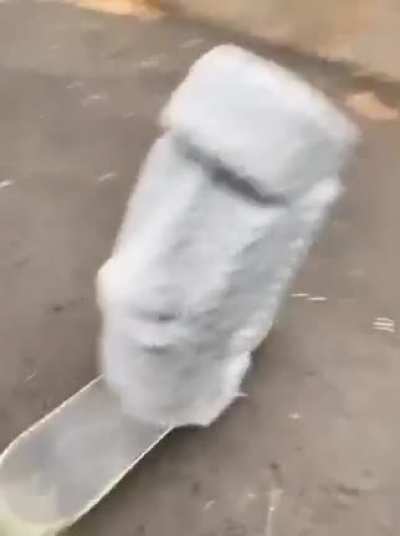 🗿🚬🛹