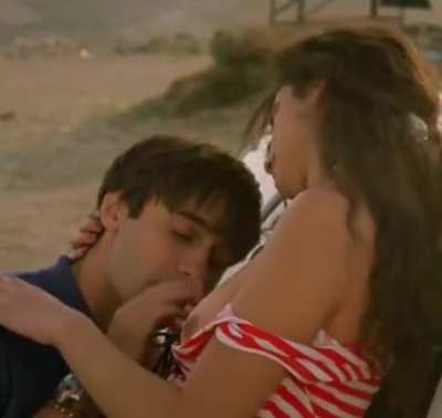 Penelope Cruz in Jam&oacute;n Jam&oacute;n
