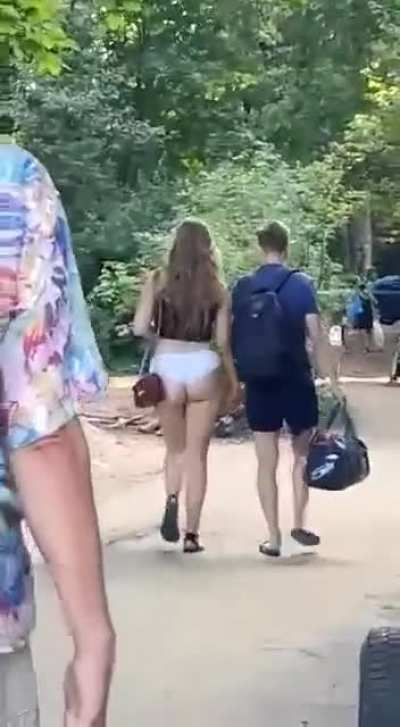 Петю можно понять