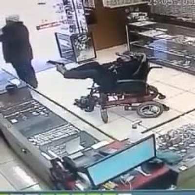 Lo bueno es que el es el asaltante si ni imag&iacute;nense si le dicen: &ldquo;Arriba las Manos.&rdquo;