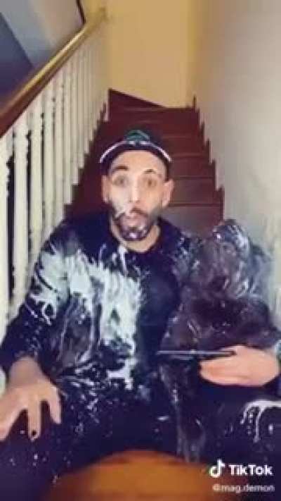 Beklenen video geldi u&ccedil;urum kenarindakiler izlemesin
