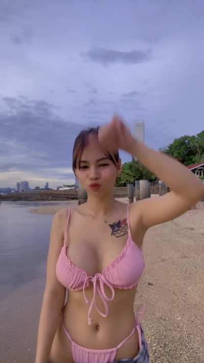 Beautiful thai girl 