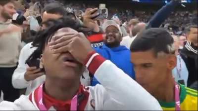 Speed : 😭 luva : Siuu receba 😎