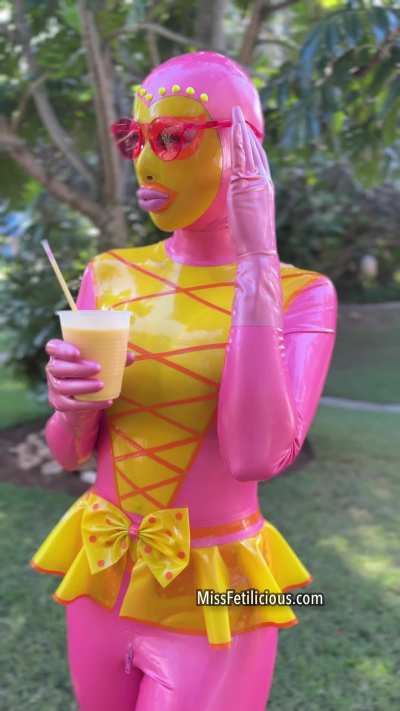 Tropical vibes 🧡🩷💛