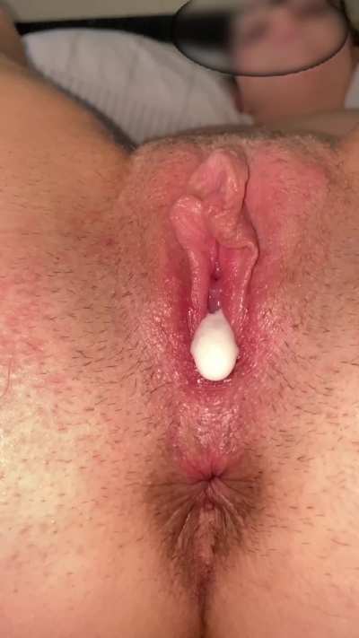 Im fantasising about my pussy being eaton after a creampie&hellip; then giving me a kiss after so we can share 😵&zwj;💫🤤