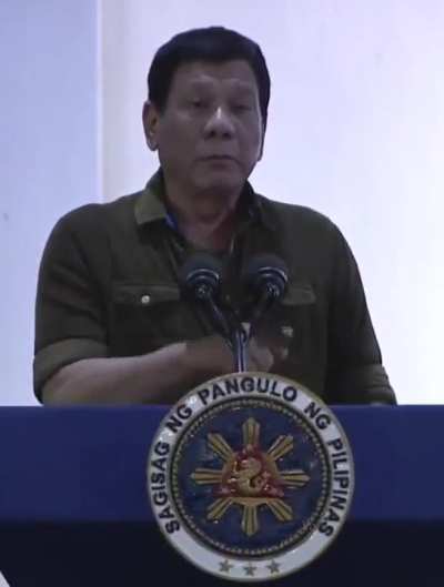 [Old video] October 2017, Duterte to transport groups opposing PUV modernization: "Mahirap kayo? Putang ina. Magtiis kayo sa hirap at gutom, wala akong pakialam!"